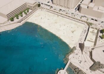 Projection de la plage des Catalans en 2025. Les terrains de beach volley seront réaménagés au sud (à droite), en contrebas de la butte. (crédit : Yann Pluskwa)