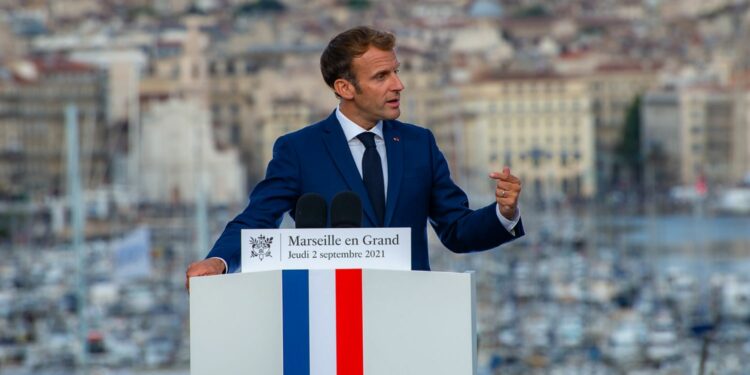 Macron Marseille école du futur