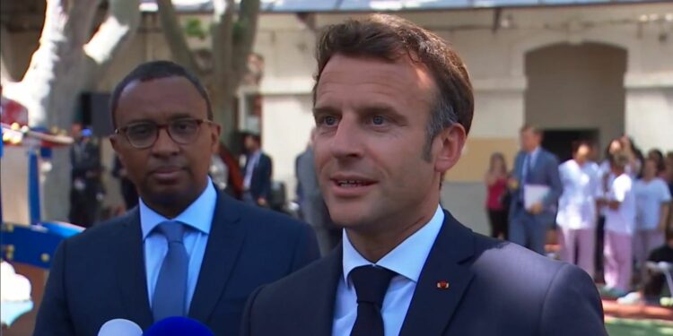 Macron Marseille école Menpenti