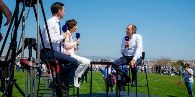 Renaud Muselier sur le plateau de LCI, samedi 16 avril 2022 Pharo Marseille
