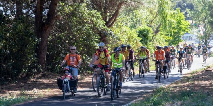 Les parcours cyclables à Istres et aux alentours se multiplient (crédit Les vélos des étangs)