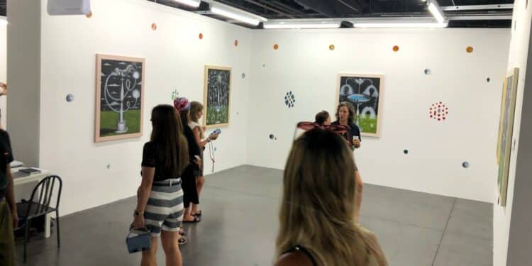 Un espace d'exposition d'Art-o-Rama 2022 (Crédit Gomet')