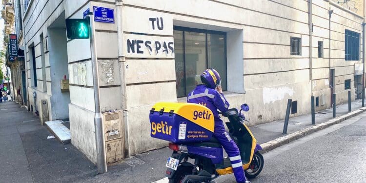 La Ville de Marseille veut interdire les dark-stores