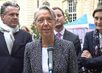 Elisabeth Borne vélo