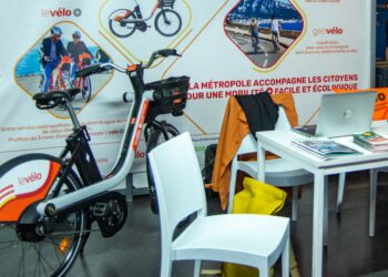 Le tout nouveau vélo électrique métropolitain a été présenté lors des Rencontres du vélo et des mobilités douces le 14 octobre au Mucem (Crédit Gomet'/JFE)