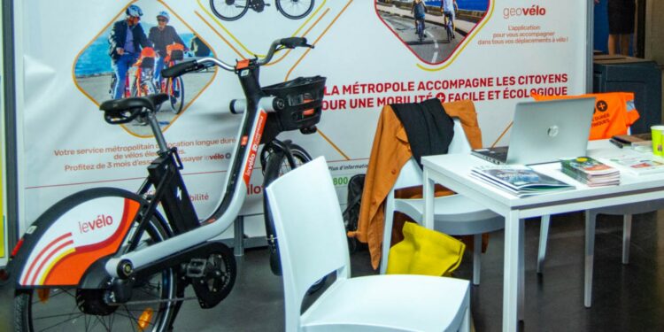 Le tout nouveau vélo électrique métropolitain a été présenté lors des Rencontres du vélo et des mobilités douces le 14 octobre au Mucem (Crédit Gomet'/JFE)