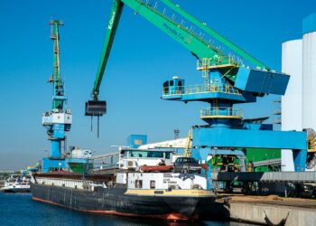 Un chargement de marchandises à destination du Rhône (Crédit Gomet'/JYD)
