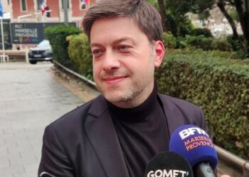 Benoît Payan, le maire de Marseille, lors du conseil métropolitain du 15 décembre (Crédit : RL)