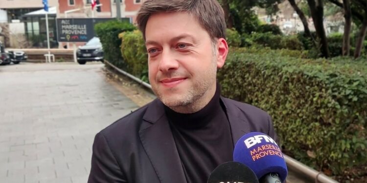 Benoît Payan, le maire de Marseille, lors du conseil métropolitain du 15 décembre (Crédit : RL)