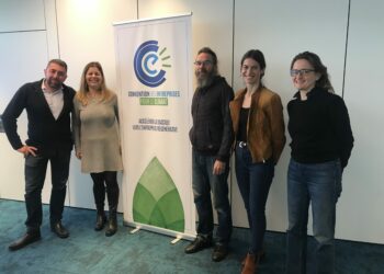 De gauche à droite, Nicolas Chabert, Fanny Morelle, Cyrille Carillon, Mélanie Jeanneret et Chloé Pigeon (crédit : CEC Provence Corse)