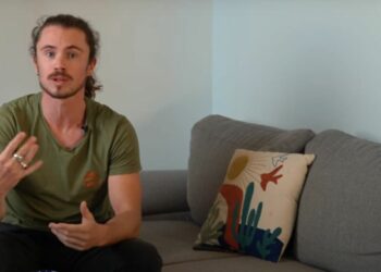 Antonin de Bernard cendriers mégots