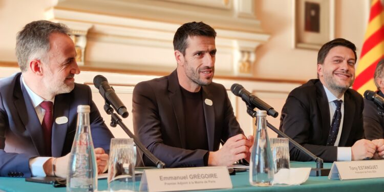 Tony Estanguet annonce la sélection de Marseille comme ville hôte du départ de la flamme olympique