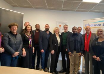 Les associations avec les élus de Marseille et la direction d'Orange Sud Est (Crédit DR)