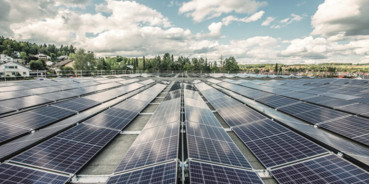 [Solaire] Giga-usine : Carbon (Lyon) cherche 120 M€ pour amorcer son implantation à Fos