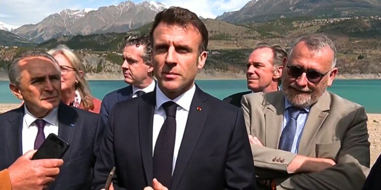 Emmanuel Macron plan eau