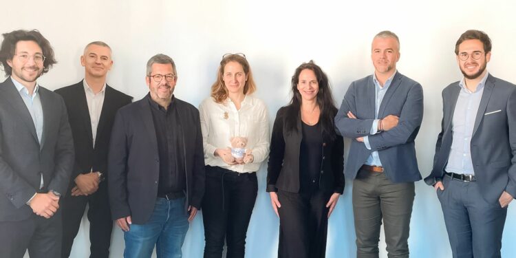 Aline & Olivier et leurs nouveaux actionnaires (crédit : Aline & Olivier LinkedIn)