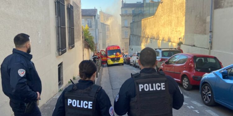 Quartier bouclé près de la rue de Tivoli dans le 5e arrondissement (Crédit @MarinsPompiers)