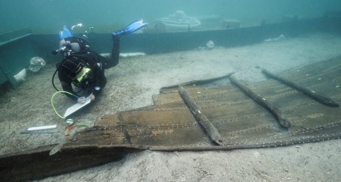 Des chercheurs aixois au chevet du plus ancien bateau cousu main de Méditerranée