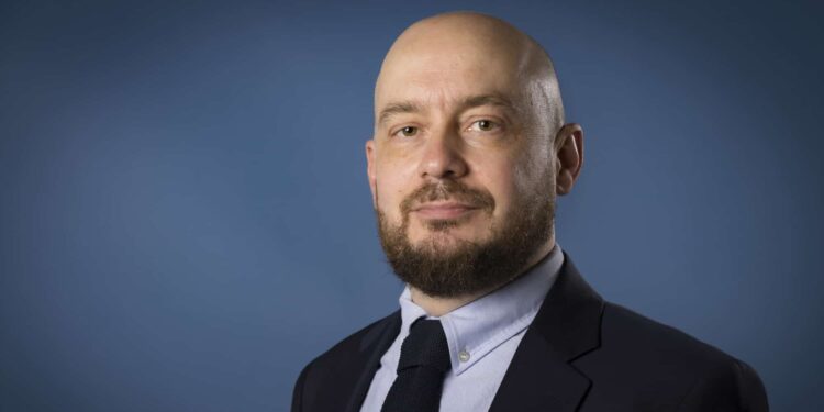 Aurélien Viers détaille ses ambitions pour le journal La Provence