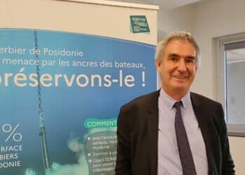 Laurent Roy, le directeur général de l'agence de l'eau Rhone Méditerranée Corse, lors d'une conférence à Marseille le 22 juin (crédit : JRG / Gomet')