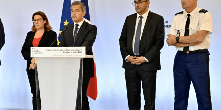 "Les festivités à l’occasion de la Fête nationale sont un moment important pour nos compatriotes. Nous ferons tout pour lutter contre l’insécurité." Gérald Darmanin le 12 juillet à Paris (Crédit @GDarmanin)