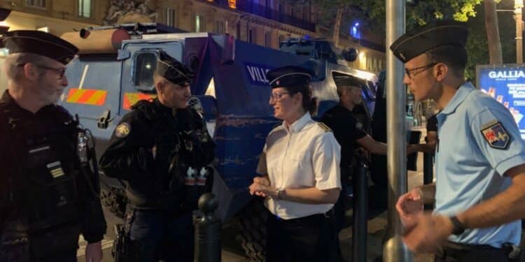 La préfète de police Frédérique Camilleri hier soir à Marseille (Crédit @prefpolice13)
