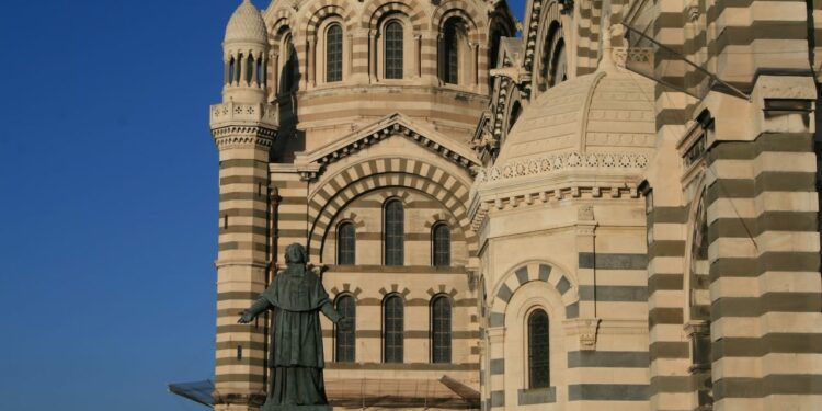 La Major lieu de rendez-vous public de Med23 à l'occasion de la visite du Pape François © Apothéloz