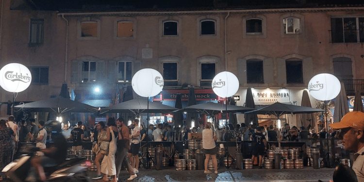 Qui de Rive Neuve vendredi 8 septembre, soir d'ouverture dela Coupe du monde de rugby. Crédit :@mmjl