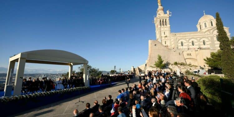 [Décryptage] Migrants, Méditerranée… : depuis Marseille, le pape François exhorte à l’action