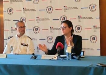 Ce vendredi 15 septembre, le préfète de police Frédérique Camilleri a tenu une conférence de presse aux côtés de Cédric Esson, directeur de la sécurité publique, pour présenter le dispositif de sécurité dans le cadre de la venue du pape à Marseille (crédit : JRG / Gomet')