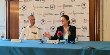 Ce vendredi 15 septembre, le préfète de police Frédérique Camilleri a tenu une conférence de presse aux côtés de Cédric Esson, directeur de la sécurité publique, pour présenter le dispositif de sécurité dans le cadre de la venue du pape à Marseille (crédit : JRG / Gomet')