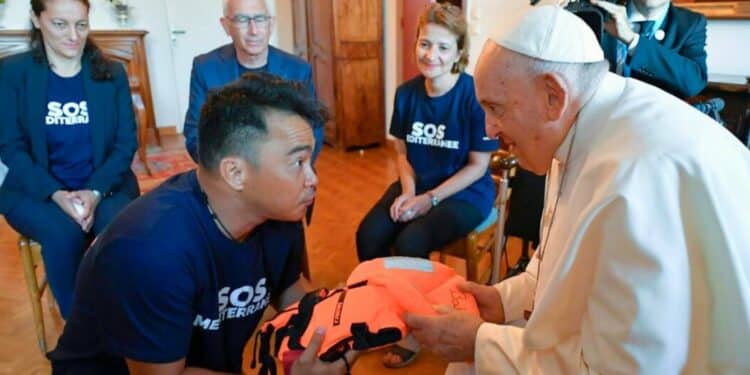 L’association SOS Méditerranée renforcée par le soutien du pape François