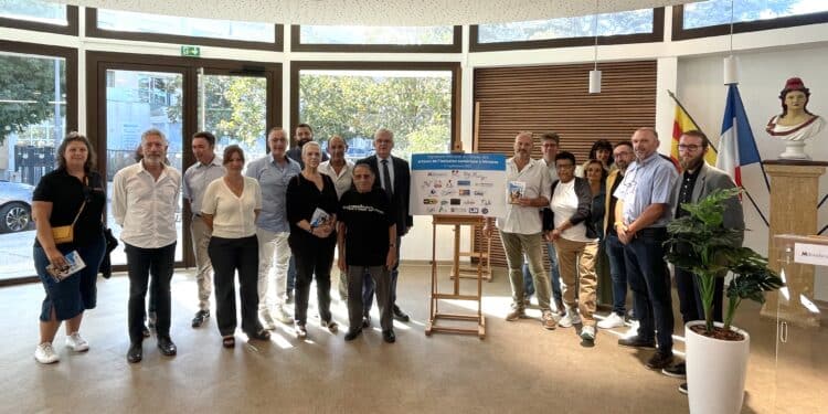 Les acteurs du numérique réunis à la mairie de Miramas vendredi 1er septembre 2023 (Crédit Marion Bouillet - Ville de Miramas)