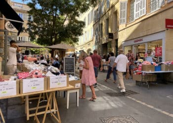 grandre braderie d'Aix-en-Provence