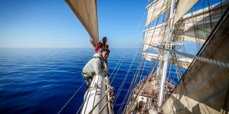Les jeunes à bord du Belem : un expérience incroyable (Crédit CEPAC)