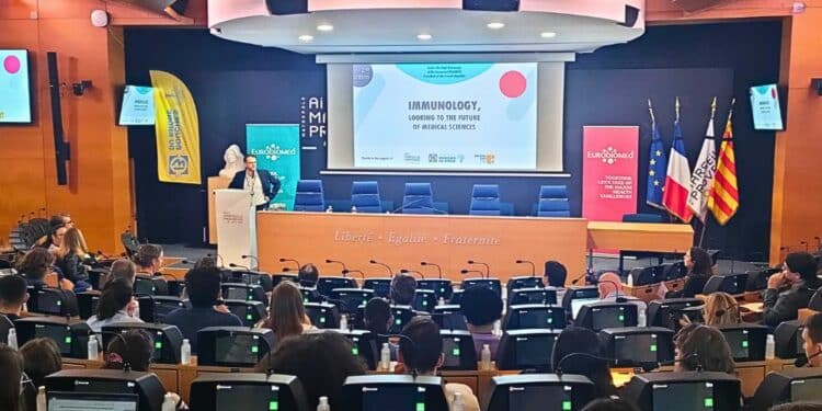 Eurobiomed a organisé ses rencontres de l'immunologie dans l'hémicycle de la Métropole au Pharo (crédit : JRG / Gomet')