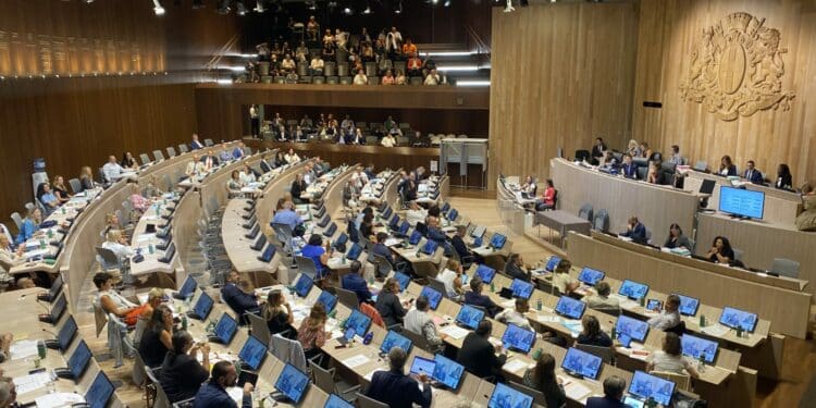 La feuille de route économique de la Ville critiquée par l'opposition