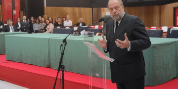 Eric Dupond-Moretti lors de son discours au tribunal judiciaire de Marseille lundi 20 novembre 2023 (Crédit JRG/Gomet')