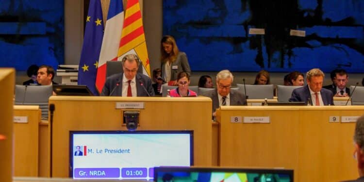 Lors de l'assemblée plénière de la Région Sud, jeudi 26 octobre, les élus ont adopté les orientations budgétaires pour 2024 (crédit : Léa Timhadjelt)