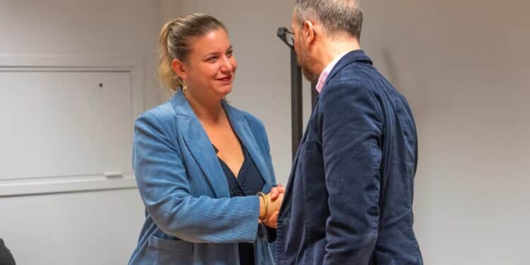 Mathilde Panot (LFI-Nupes) se déplace à Marseille pour un meeting sur la Palestine