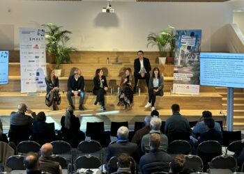 Prune des Roches, associée chez Andera Partners, gérante du fonds régional Terra Net, intervient lors des Rencontres de la finance verte et solidaire à Marseille (Crédit Gomet'/JFE)