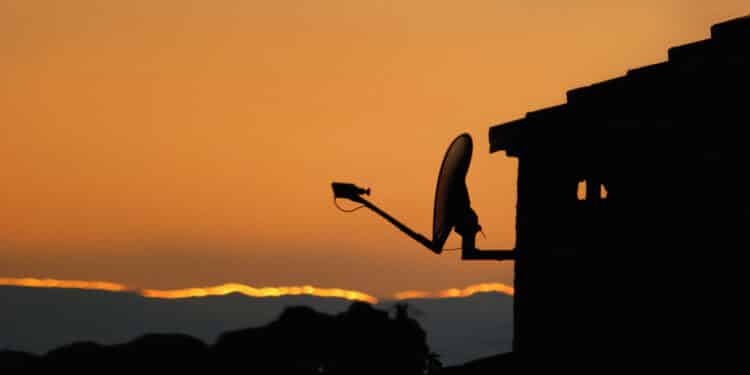 [Numérique] Orange lance son offre satellite très haut débit