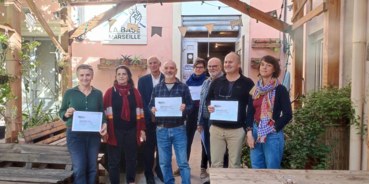 Le collectif MarsMob dans les locaux de la Base Marseille (4e) (Crédit photo : MM)