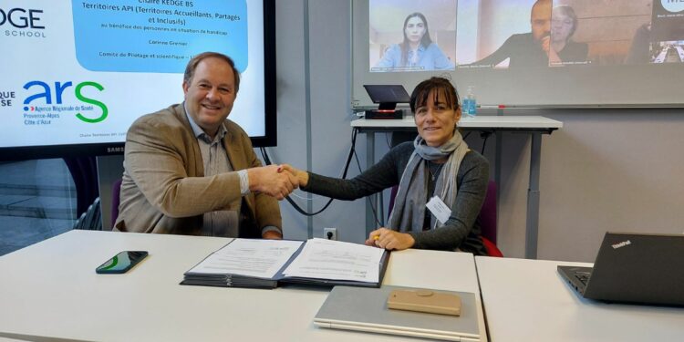 Alexandre de Navailles (Kedge) et Géraldine Tonnaire (direction des politiques régionales de santé à l'ARS)