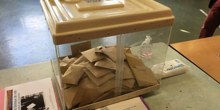 [Politique] Sondage : Marseille cherche encore son leader…