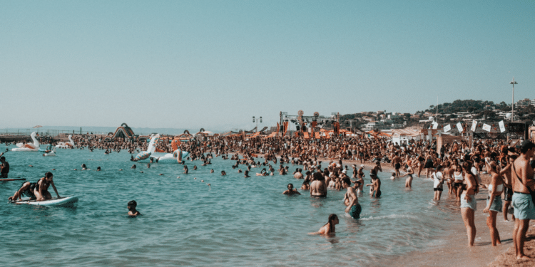 Le Delta Festival demeure su les plages du Prado pour son édition 2024 mais est décalé en septembre (Crédit Joffrey Wingrove)