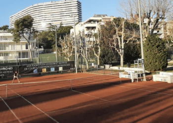 Le Tennis club de Marseille en hiver (Crédit Gomet')