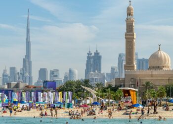 Dubaï, tourisme balnéaire et d'affaires (Crédit Jean Yves Delattre)