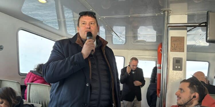 Hervé Martel, le président du conseil de surveillance du port de Marseille Fos explique les enjeux de l'éolien pour le GPMM (Crédit Gomet').