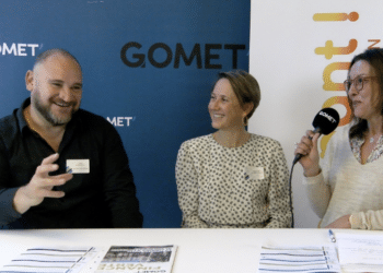 Olivier Rovellotti et Stéphanie de Caulejac interrogés par Frédérique Jacquemin du média Maintenant sur le plateau des Rencontres de la finance verte et solidaire (Crédit Gomet')